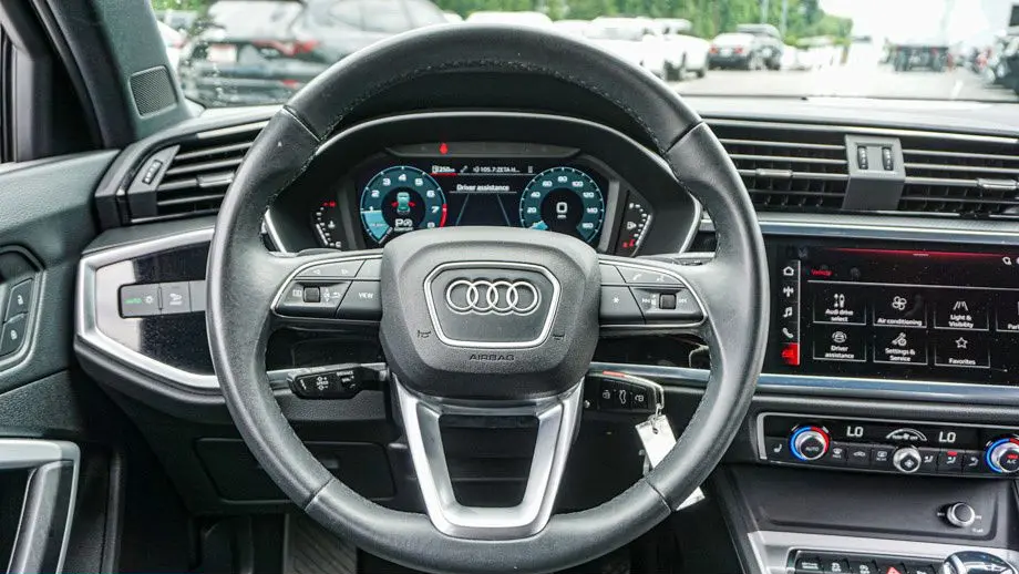 2025 Audi Q3 quattro S line Premium 45 TFSI