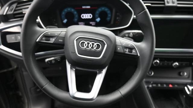2025 Audi Q3 quattro S line Premium 45 TFSI