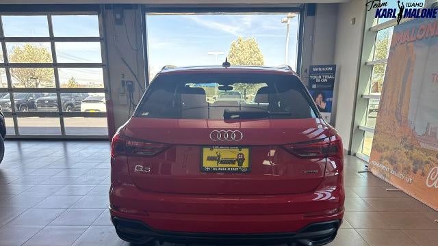 2022 Audi Q3 quattro S line Premium 45 TFSI