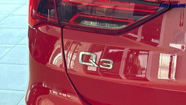 2022 Audi Q3 quattro S line Premium 45 TFSI