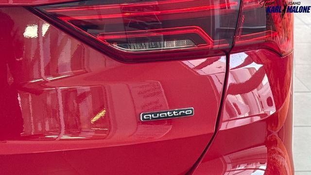 2022 Audi Q3 quattro S line Premium 45 TFSI