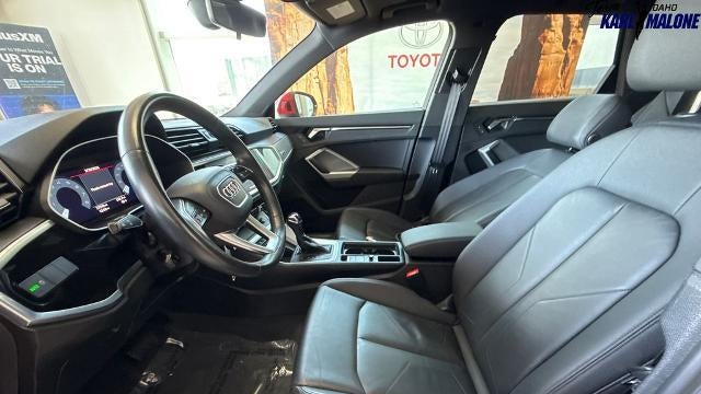 2022 Audi Q3 quattro S line Premium 45 TFSI