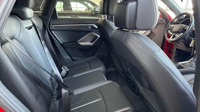 2022 Audi Q3 quattro S line Premium 45 TFSI