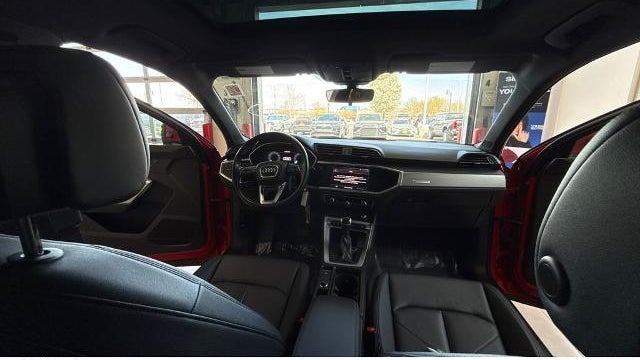 2022 Audi Q3 quattro S line Premium 45 TFSI