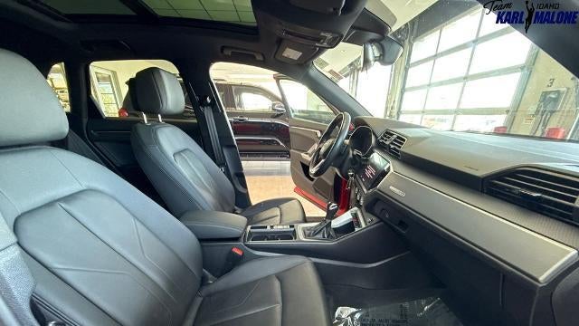 2022 Audi Q3 quattro S line Premium 45 TFSI