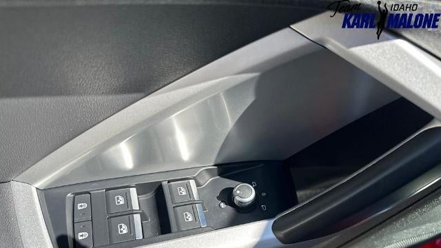 2022 Audi Q3 quattro S line Premium 45 TFSI