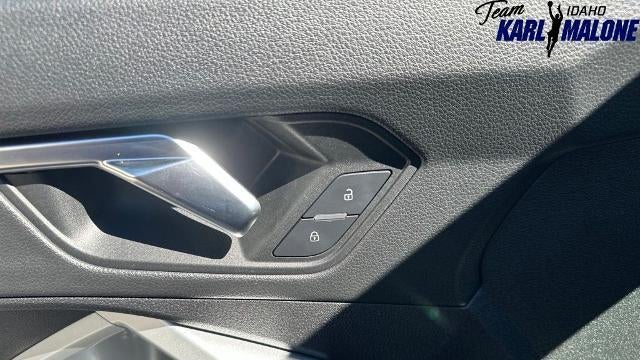 2022 Audi Q3 quattro S line Premium 45 TFSI