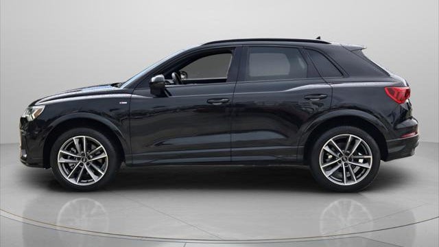 2023 Audi Q3 quattro S line Premium 45 TFSI