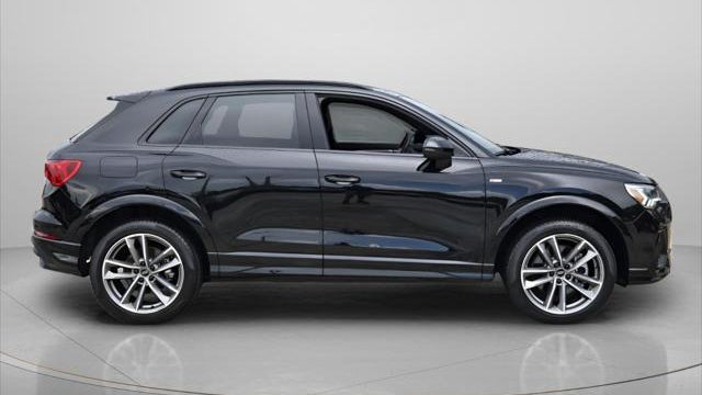2023 Audi Q3 quattro S line Premium 45 TFSI