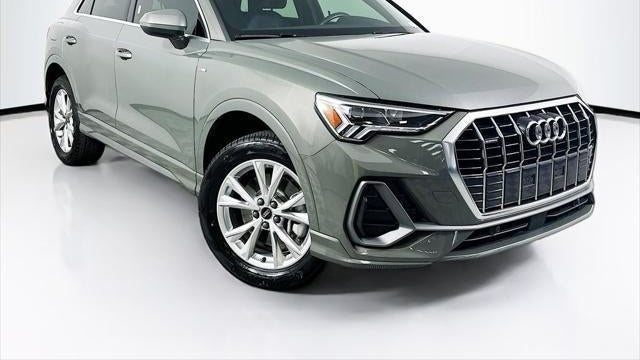 2024 Audi Q3 quattro S line Premium 45 TFSI