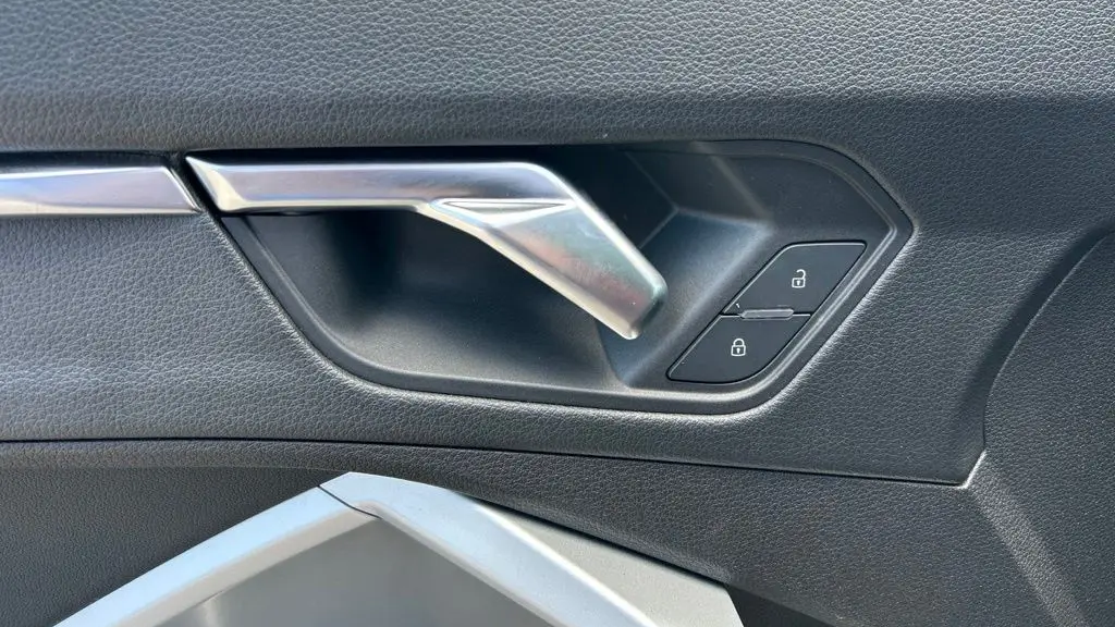 2020 Audi Q3 quattro S line Premium 45 TFSI