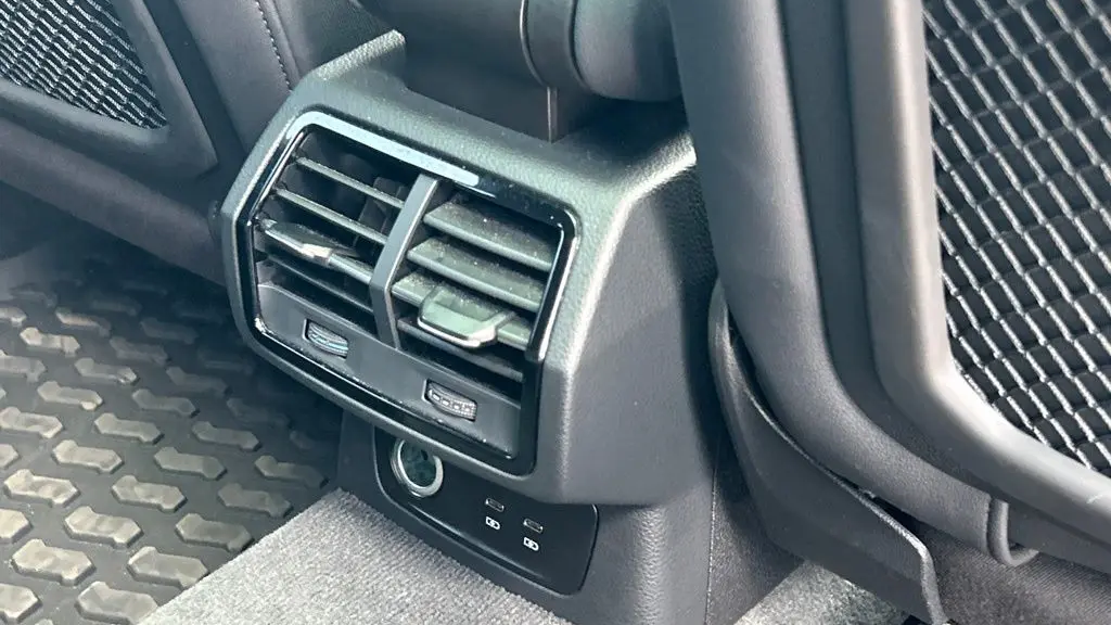 2020 Audi Q3 quattro S line Premium 45 TFSI