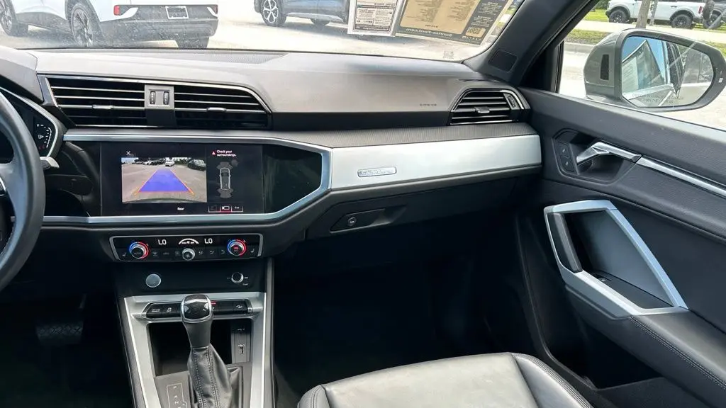 2020 Audi Q3 quattro S line Premium 45 TFSI