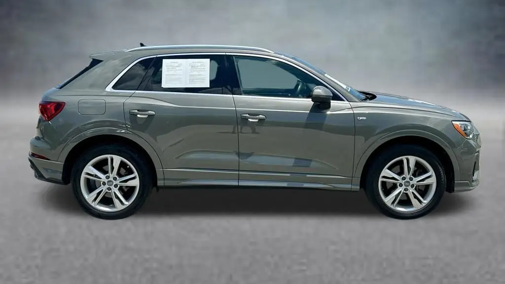 2020 Audi Q3 quattro S line Premium 45 TFSI