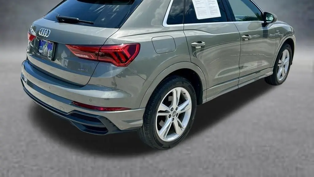 2020 Audi Q3 quattro S line Premium 45 TFSI