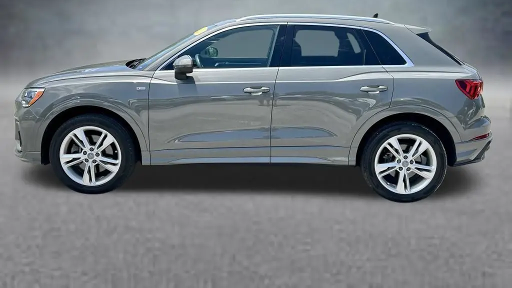 2020 Audi Q3 quattro S line Premium 45 TFSI
