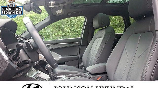 2021 Audi Q3 quattro S line Premium 45 TFSI