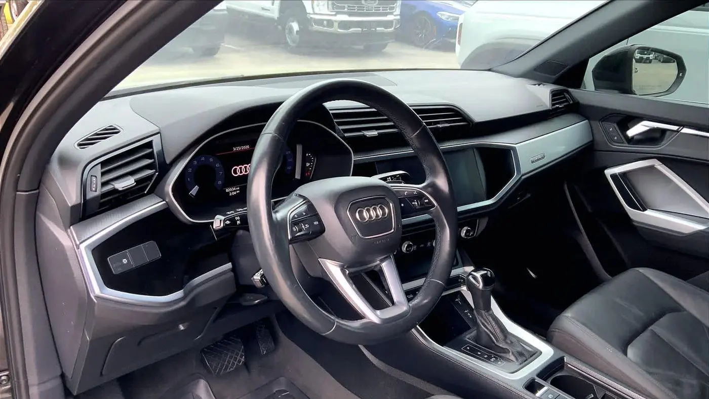 2021 Audi Q3 quattro S line Premium 45 TFSI