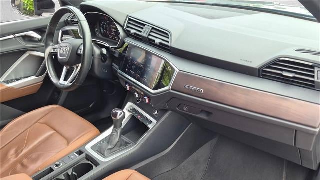 2022 Audi Q3 quattro S line Premium 45 TFSI