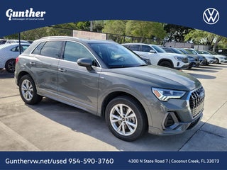 2024 Audi Q3 with Chronos Gray Metallic Exterior