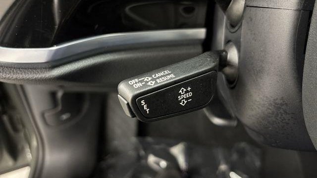 2023 Audi Q3 quattro S line Premium 45 TFSI