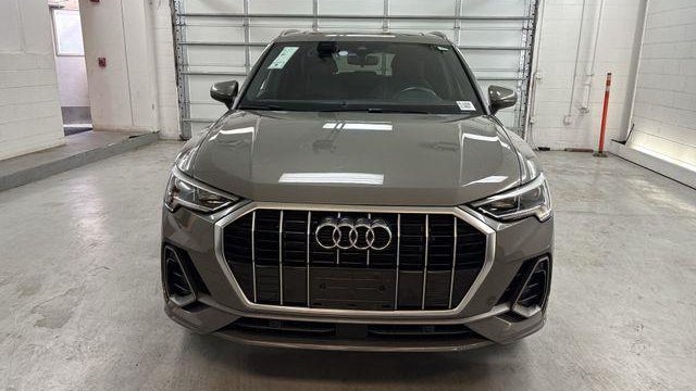 2023 Audi Q3 quattro S line Premium 45 TFSI