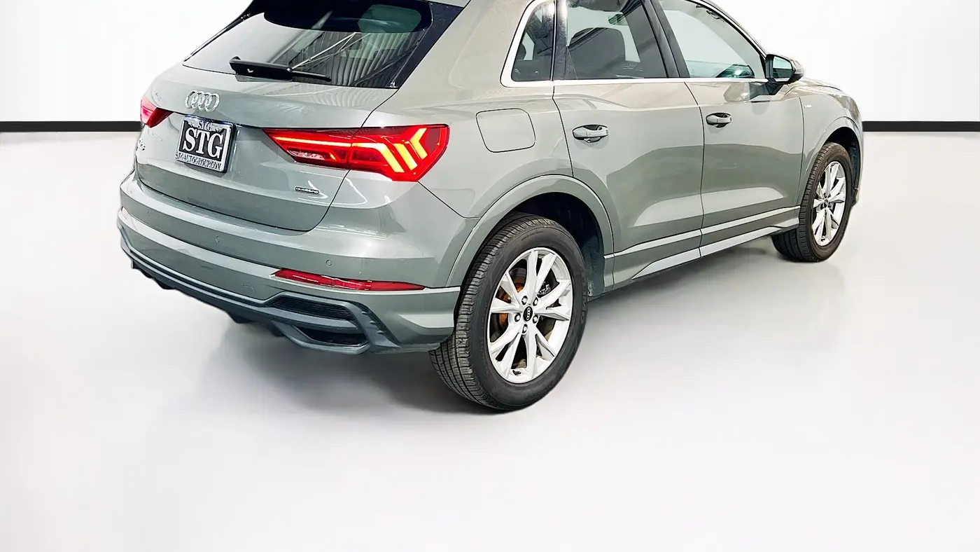 2023 Audi Q3 quattro S line Premium 45 TFSI