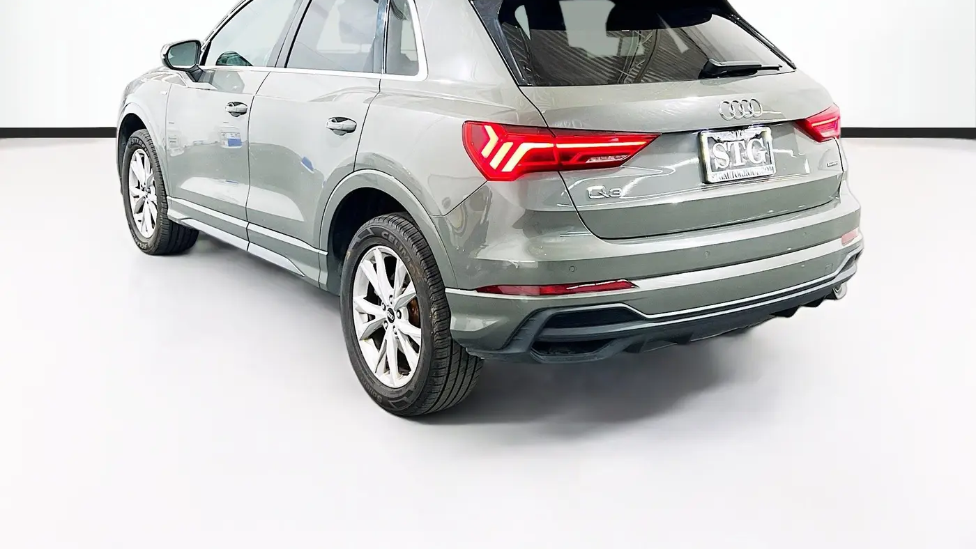 2023 Audi Q3 quattro S line Premium 45 TFSI