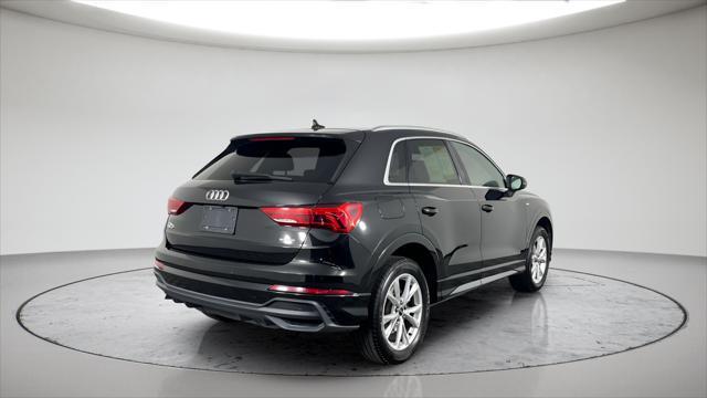 2023 Audi Q3 quattro S line Premium 45 TFSI
