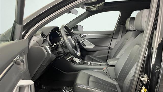 2023 Audi Q3 quattro S line Premium 45 TFSI