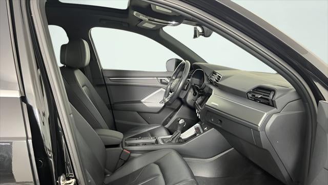 2023 Audi Q3 quattro S line Premium 45 TFSI