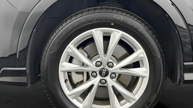 2023 Audi Q3 quattro S line Premium 45 TFSI
