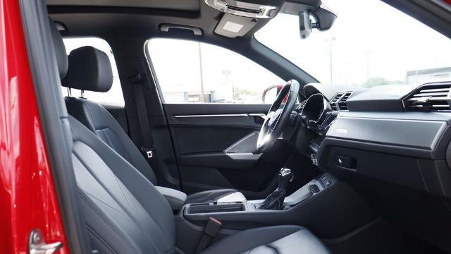 2024 Audi Q3 quattro S line Premium 45 TFSI