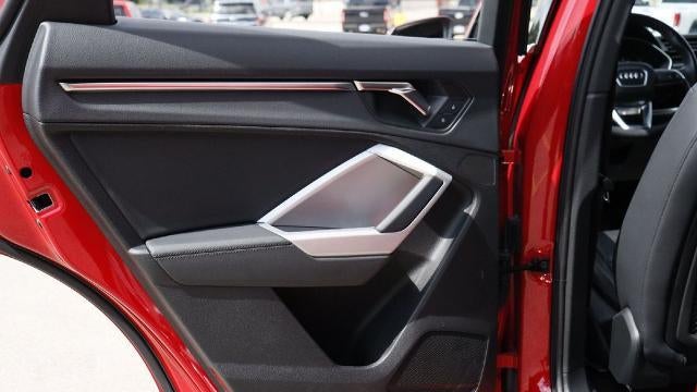 2024 Audi Q3 quattro S line Premium 45 TFSI