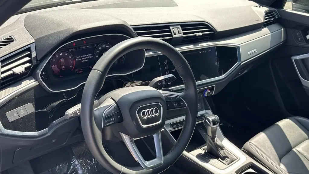 2025 Audi Q3 quattro S line Premium 45 TFSI