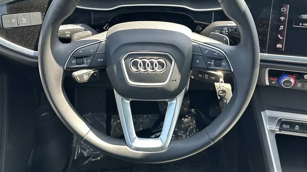 2025 Audi Q3 quattro S line Premium 45 TFSI
