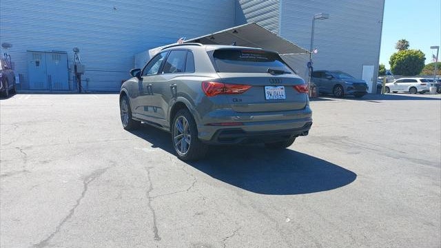 2025 Audi Q3 quattro S line Premium 45 TFSI