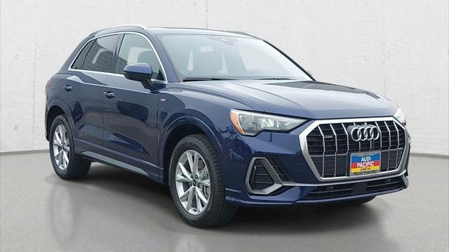 2022 Audi Q3 quattro S line Premium 45 TFSI