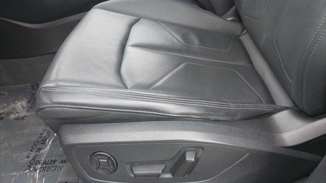 2022 Audi Q3 quattro S line Premium 45 TFSI