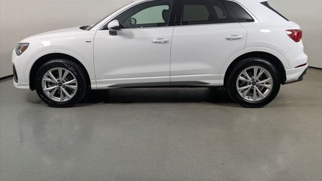 2025 Audi Q3 quattro S line Premium 45 TFSI