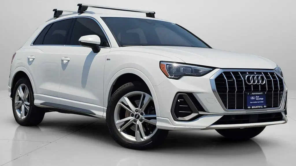 2021 Audi Q3 quattro S line Premium 45 TFSI