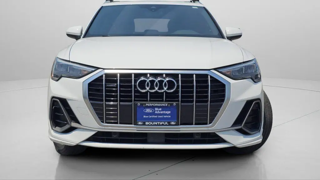 2021 Audi Q3 quattro S line Premium 45 TFSI