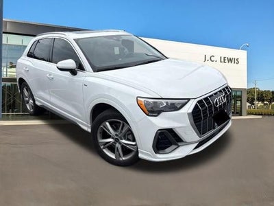 2022 Audi Q3 AWD Quattro S Line Premium 45 Tfsi 4DR SUV