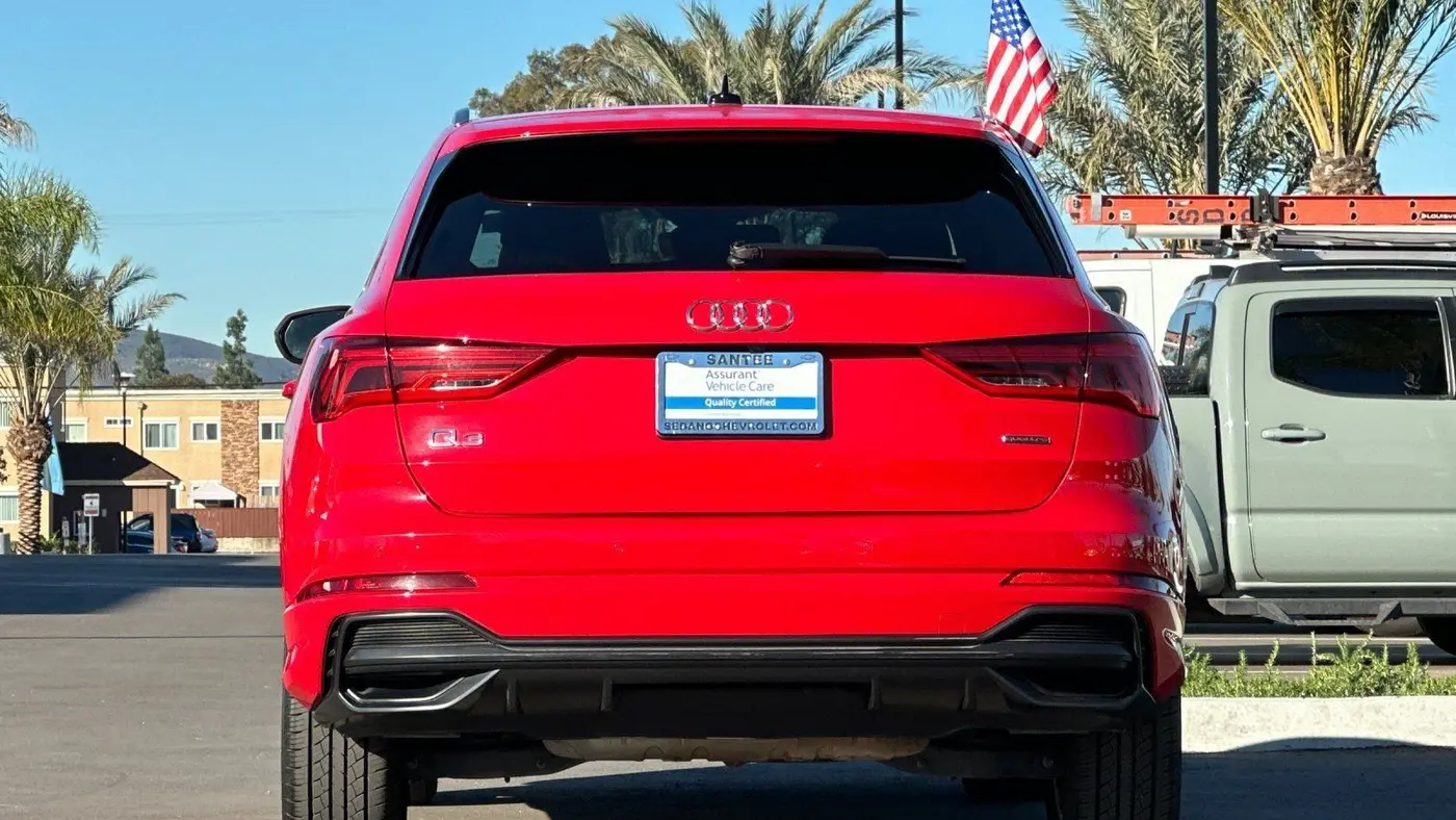 2022 Audi Q3 quattro S line Premium 45 TFSI