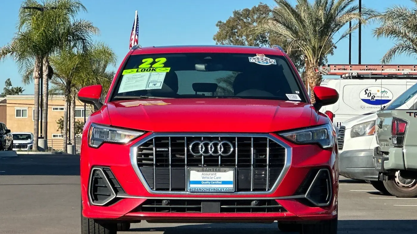 2022 Audi Q3 quattro S line Premium 45 TFSI