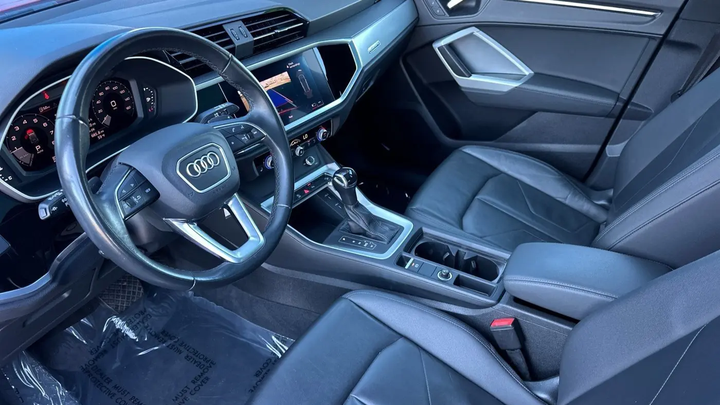 2022 Audi Q3 quattro S line Premium 45 TFSI