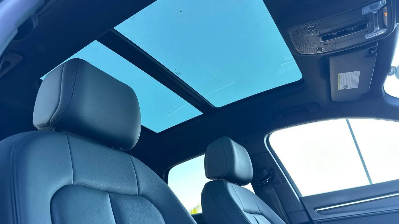 2022 Audi Q3 quattro S line Premium 45 TFSI