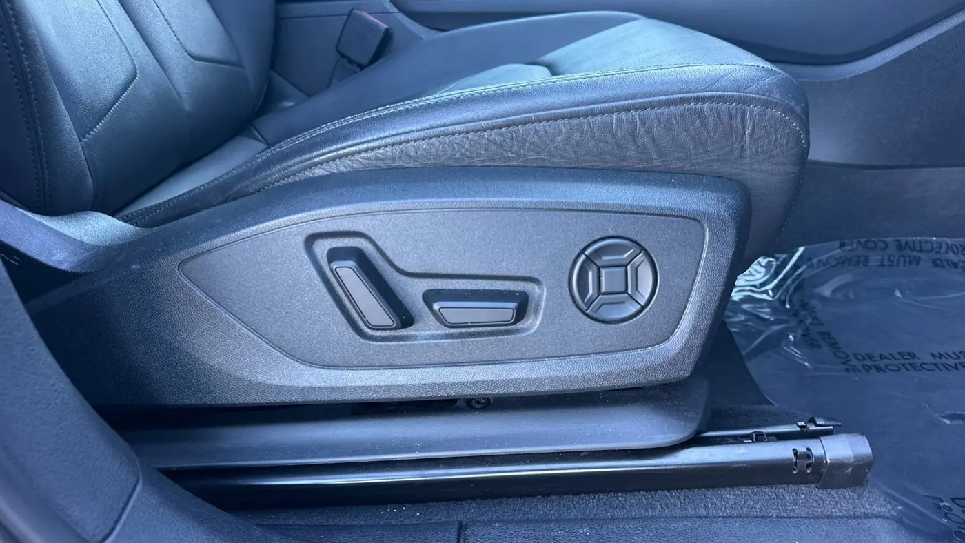 2022 Audi Q3 quattro S line Premium 45 TFSI