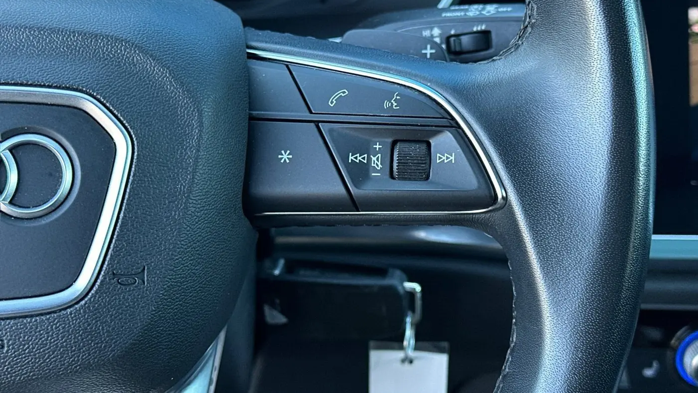 2022 Audi Q3 quattro S line Premium 45 TFSI