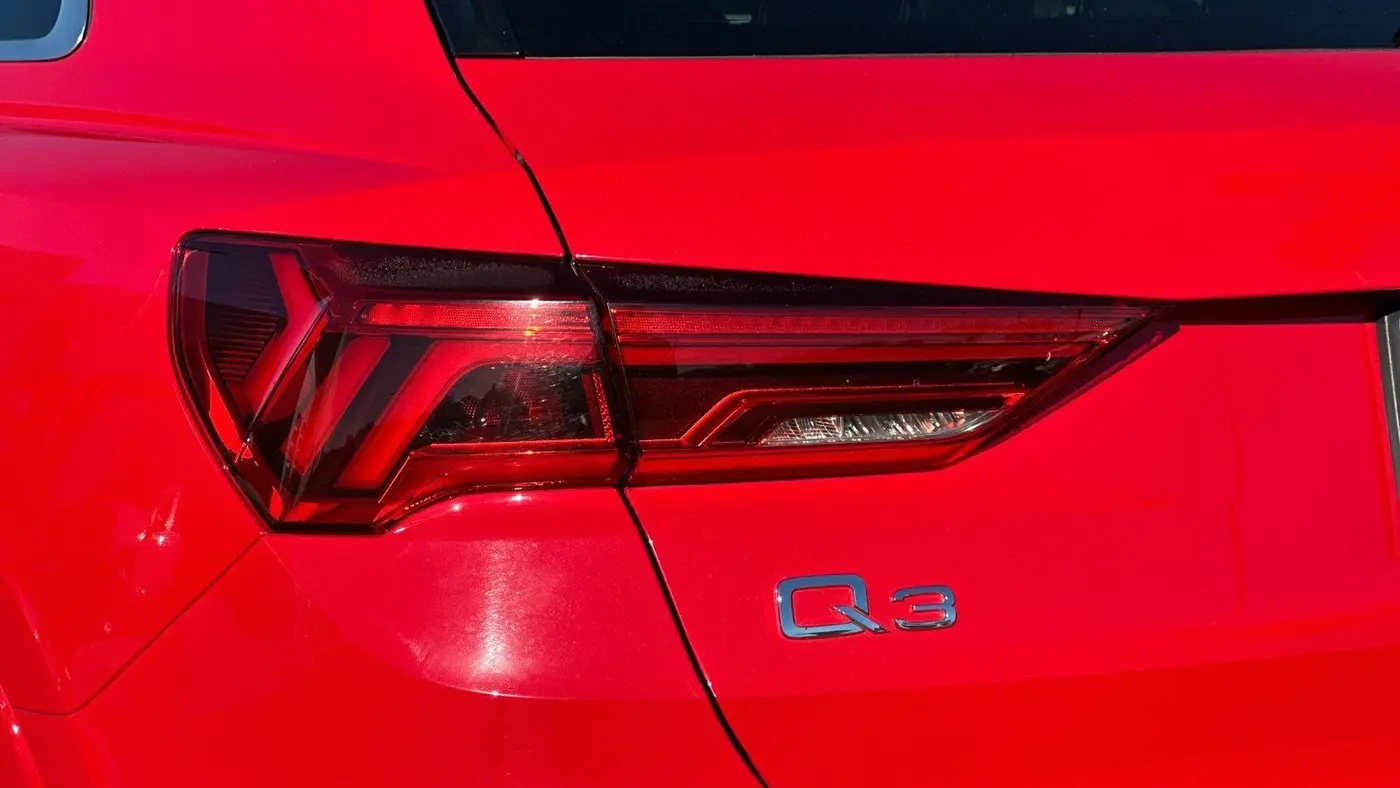 2022 Audi Q3 quattro S line Premium 45 TFSI